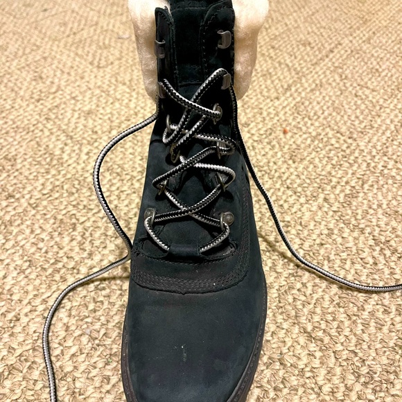 Timberland navy genuine suede & shearling fur boots - Picture 12 of 16